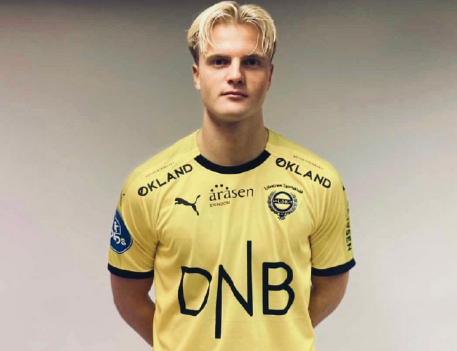 野手手套里 野手手套里