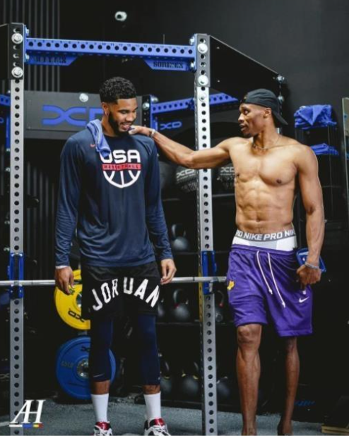 詹姆斯首轮 詹姆斯首轮