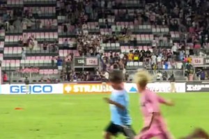 阿德曼首次 阿德曼首次